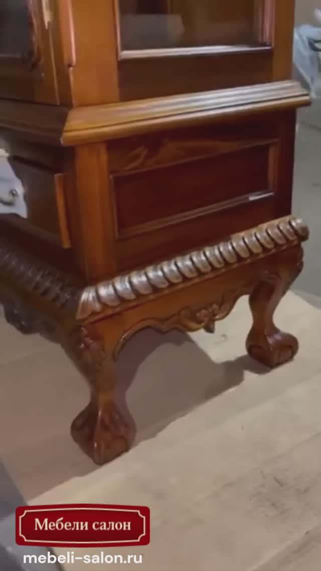 Витрина 3х дверная с ящиками МИГ380 из массива дерева от фабрики Satin Furniture (Индонезия)