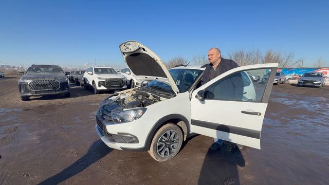 СКОЛЬКО СЕЙЧАС СТОИТ САМАЯ ПРОСТАЯ ГРАНТА КРОСС! Взяли из остатков 2024 года новую LADA GRANTA CROSS