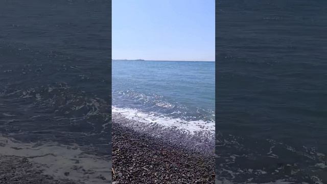 Пляж Сукко 14 Апреля 2026 под потрясающим небом и полчищим солнцем ☀️