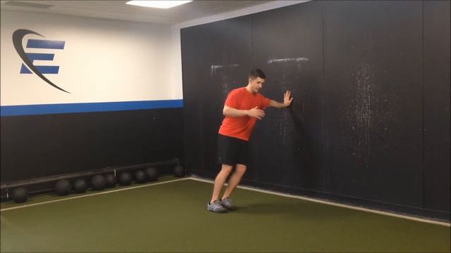 LATERAL SQUAT TO WALL POSTURE  | боковой присед с давлением в стену