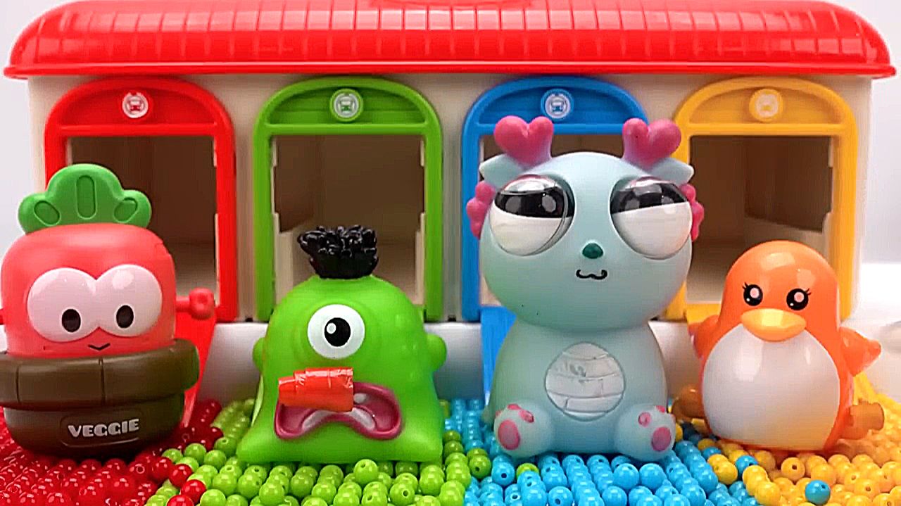 Мультики для малышей. Первые игрушки для малышей. Разноцветный гараж. Звуки АСМР. Мультики для детей