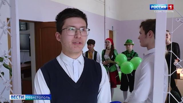В Севастополе прошёл городской конкурс ораторского мастерства на иностранных языках