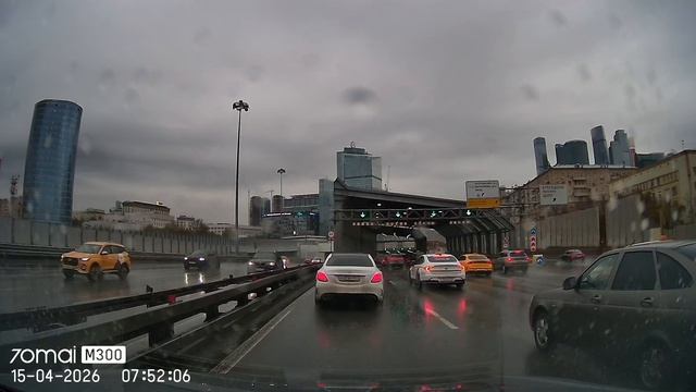 Hyundai Sonata У140СН797 такси Перестроение без поворотников