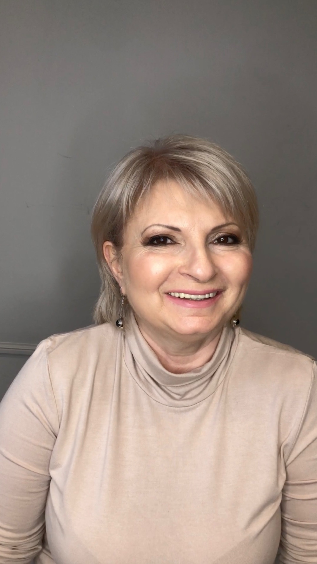 Стрижка + лифтинг-макияж для самого дорогого человека в моей жизни — моей мамы ❤️