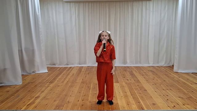 7. Сенченко Софья-Раз, два, три, четыре ДК Кожаны Солист 8-10 лет