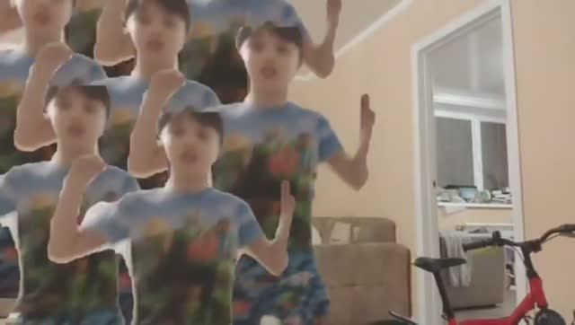 Клип про Майнкрафт на 425 подписчиков