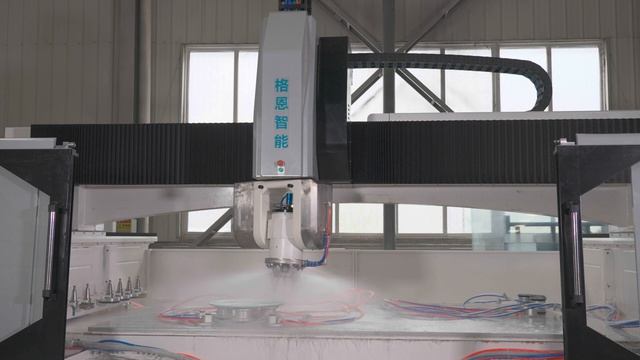 Горизонтальныи станок с ЧПУ для обработки стекла AIR3015.3/3820.3