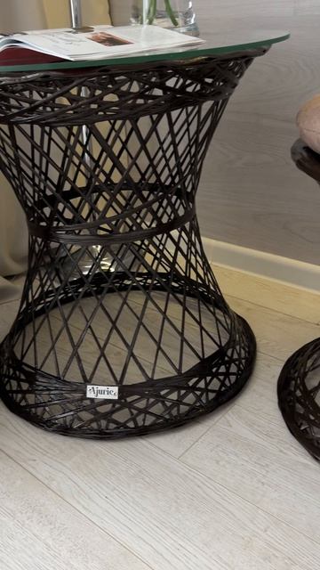 Садовый комплект мебели из композита. Приобрести на Озон арт 1781019820 и арт 1784735290