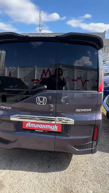 Honda Stepwgn Минивэн Spada Базовая 1.5 CVT 2016г