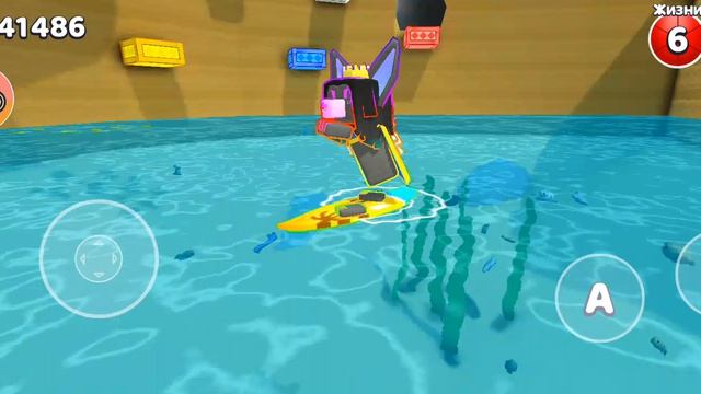 Показала секретку с доской для сёрфа