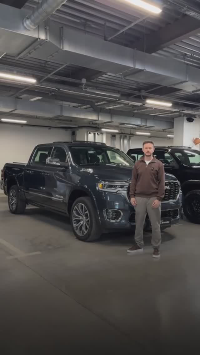 Новый Ram Tungsten с черным салоном (цвет Forget Blue)