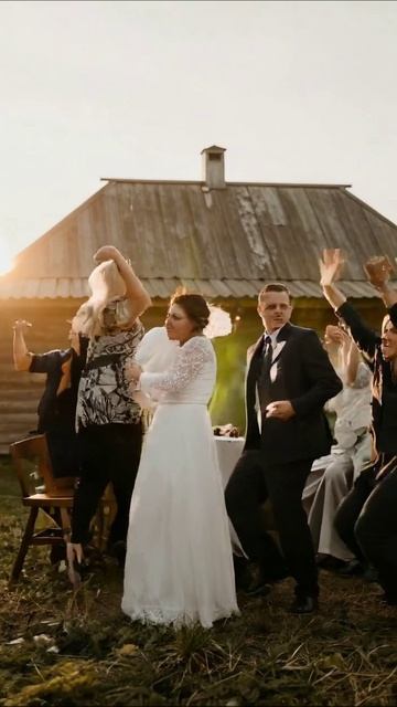 Свадебное счастье на природе: нежные моменты #свадьба #счастье #свадебныйдень