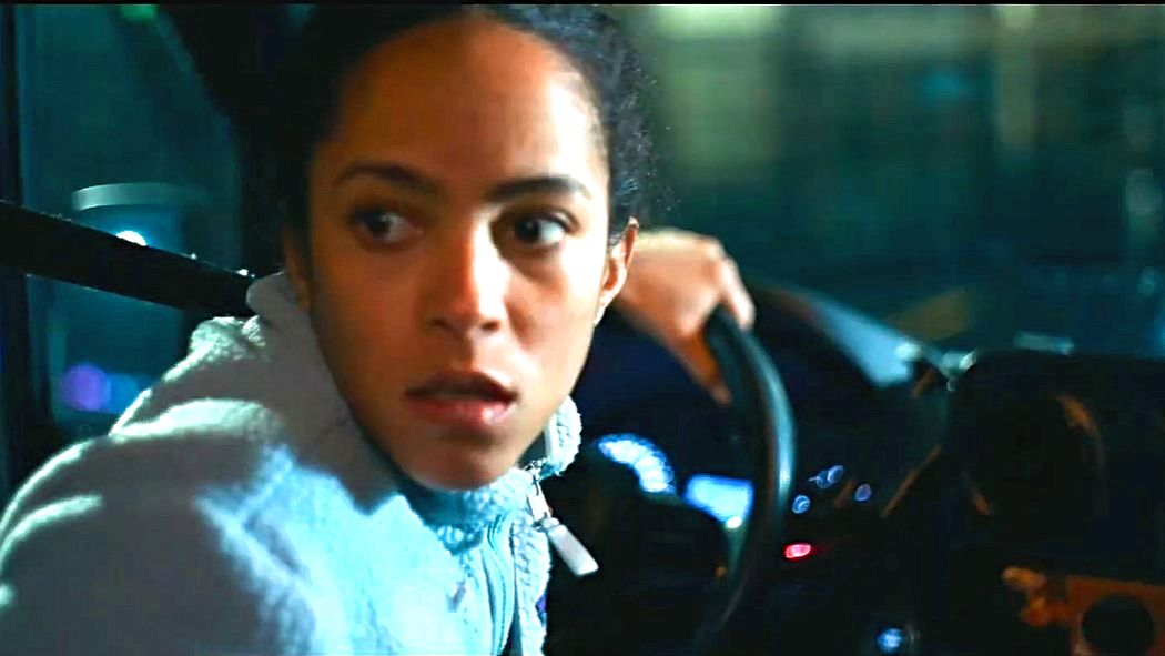 Пассажир — Русский трейлер. Лу Льобелл