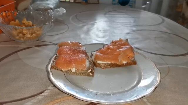 Дима и бутерброд