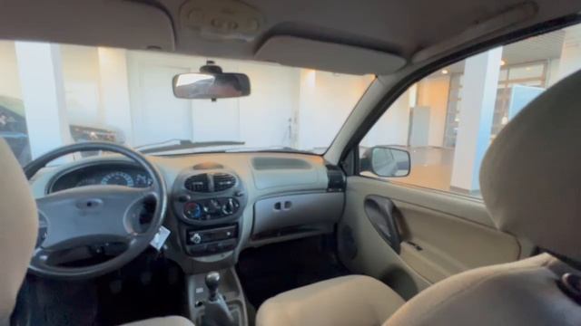 Lada (ВАЗ)/ Kalina/ I/ Универсал 5 дв./ 1.6 MT (81 л.с.)/ Стандарт