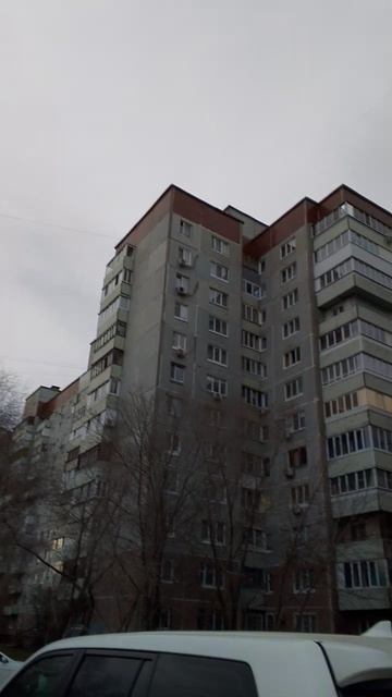 Балконы домов интересно расположены