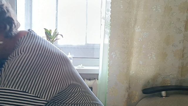 15.04.26. Дети ушли гулять, водимся с внучатами.