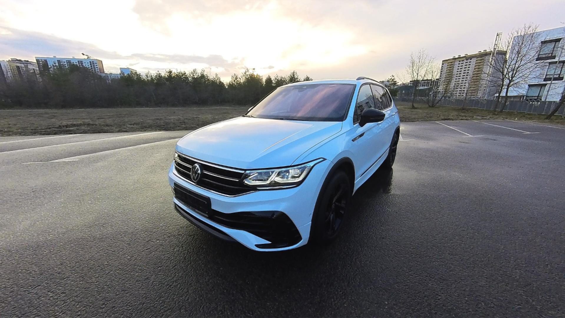 Volkswagen Tiguan R-Line Allspace 4motion 2.0 TDI 150 л.с.