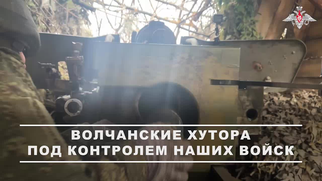 В ходе наступления штурмовые группы 128-й мотострелковой бригады, используя рельеф местности, заш...