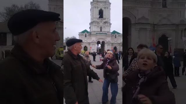 Наше гулянье в Кремле...песни..танцы..друзья..товарищи 😄❤️❤️❤️