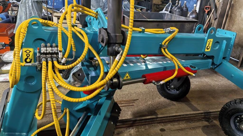 Улучшения грейдера на минипогрузчик апрель 2026