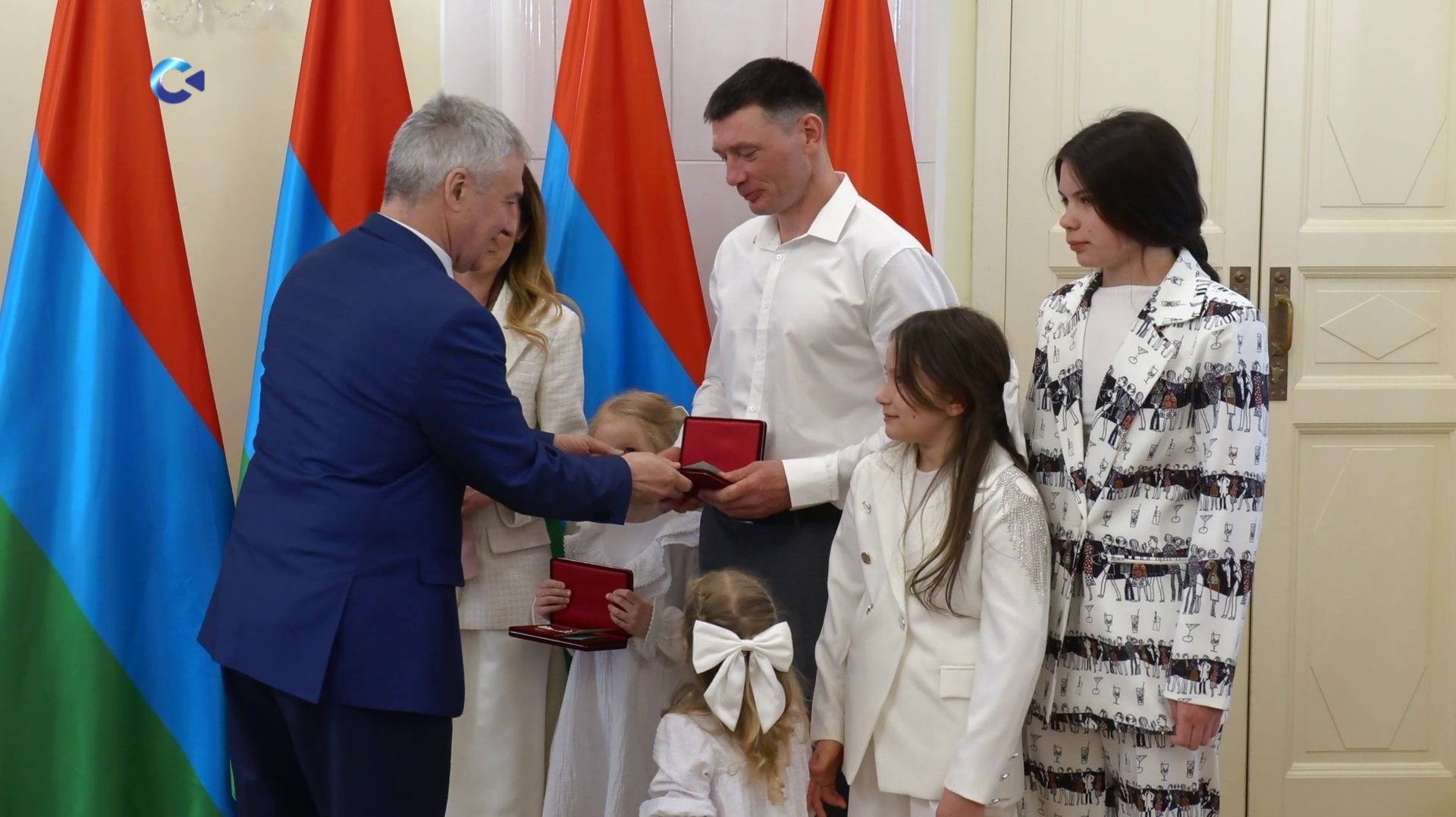 Глава Карелии вручил государственные награды выдающимся жителям республики