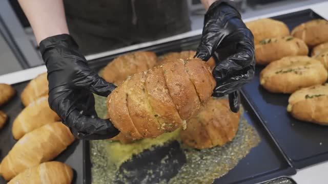 03 • Корейский хрустящий соленый хлеб • Корейская уличная еда • АСМР