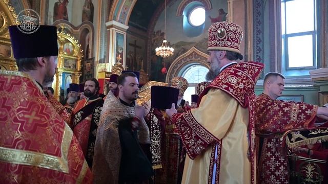 Пасхальная великая вечерня в праздник Воскресения Христова