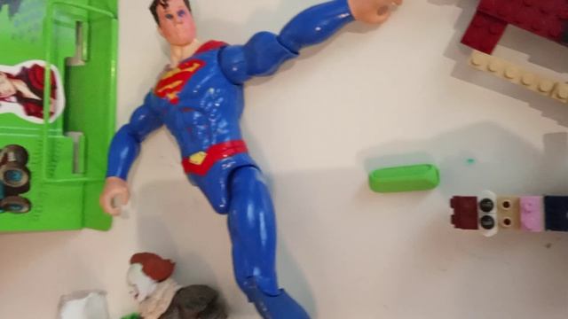 я подвернул ногу