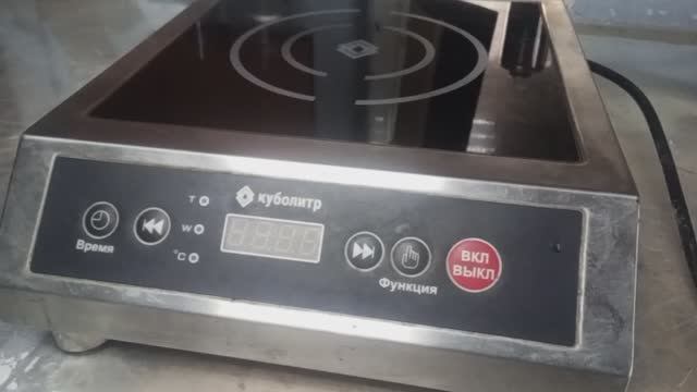 Индукционная плита Куболитр 3500w-100 не работают кнопки | Простой ремонт