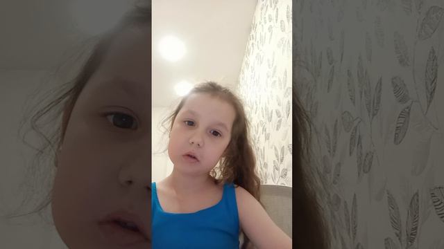 продолжение ролика там где Я показывал все свои рисунки и алфавит