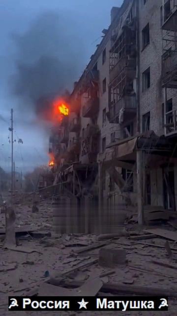 🔴Последствия прилёта «ФАБ-1500» по центру Славянска.🔴