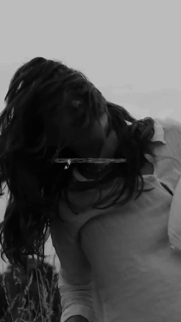 Черное — белым, белое — черным 🖤

#cover #черноебелое #ностальгия #песнидлядуши #кавер