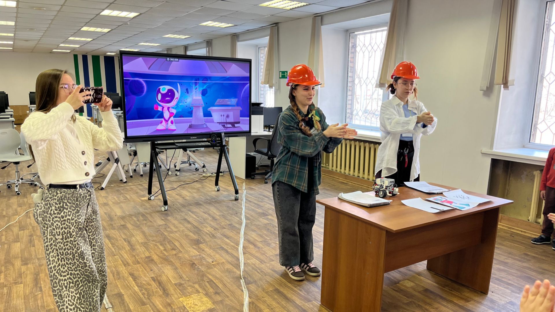 56729f0618a2470bbbf39c7061927180