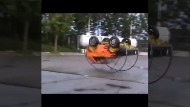 Невальшка из авто_