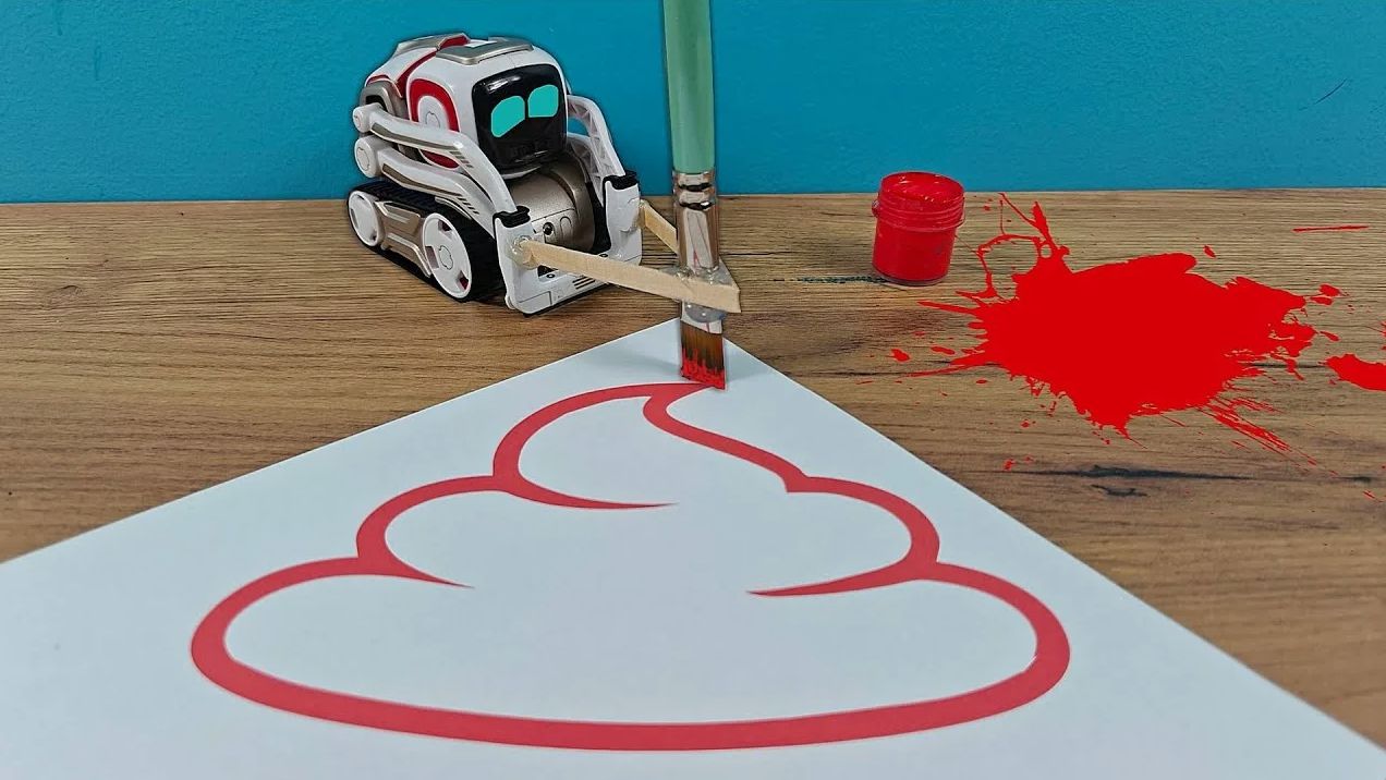 Что если роботу Cozmo дать кисточку и краску для рисования