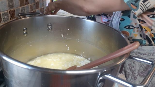 16 апреля.Сырное утро. Адыгейский, брынза, рикотта.