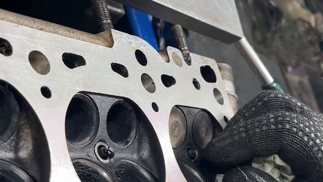 ГБЦ Kia Spectra 2007 г. Проблема перегрев двигателя. Нет герметичности клапанов, проблемы с сёдлами