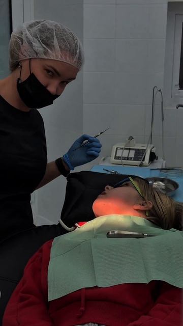 Удаление молочного молочного зуба #стоматологиядоминанта #удалениезуба #лечениезубов  #зубы