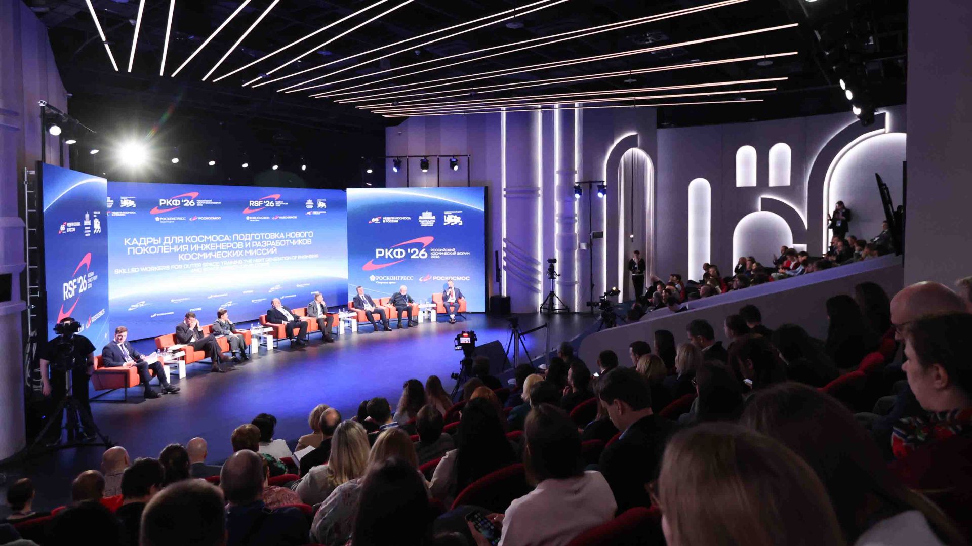 Кадры для космоса: подготовка нового поколения инженеров и разработчиков космических миссий