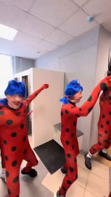 я скинула это всем