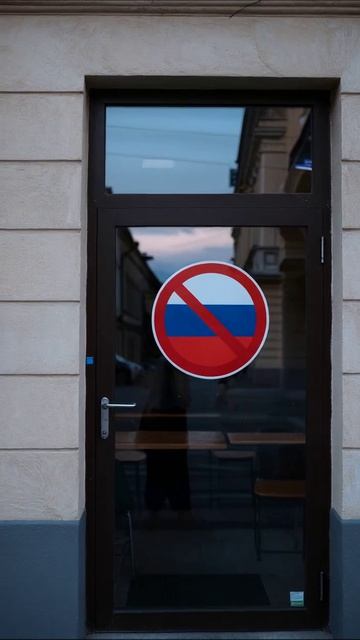 Запрет на будущее: пустота за дверью #нежизнь #тоска #безвыходь