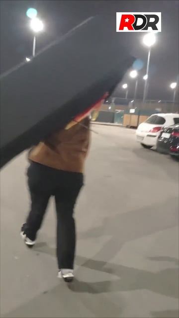 Случайная встреча под знакомую музыку