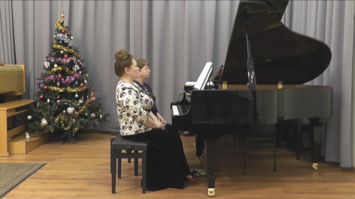 Фортепианный дуэт Татьяна Солдатова и Марина Зубкова - В. Гаврилин. Вальс из балета Анюта