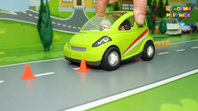 Видео для детей -  Игрушечный мультик для детей про машинки - Экзамен в Автошколе!