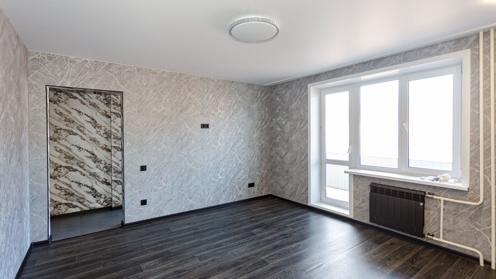 Петракова 41б