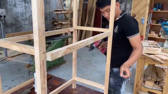 Умные идеи хранения для вашей крошечной прачечной из старых деревянных поддонов