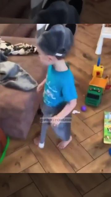 Очень странный