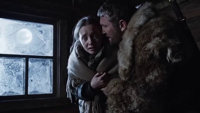 ТАЙГА. Егерь нашёл БОСУЮ ДЕВУШКУ в -32°C_