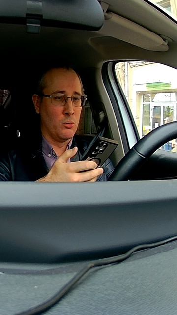 Отказал в поездке на такси, т.к. машину заказали неправильно.